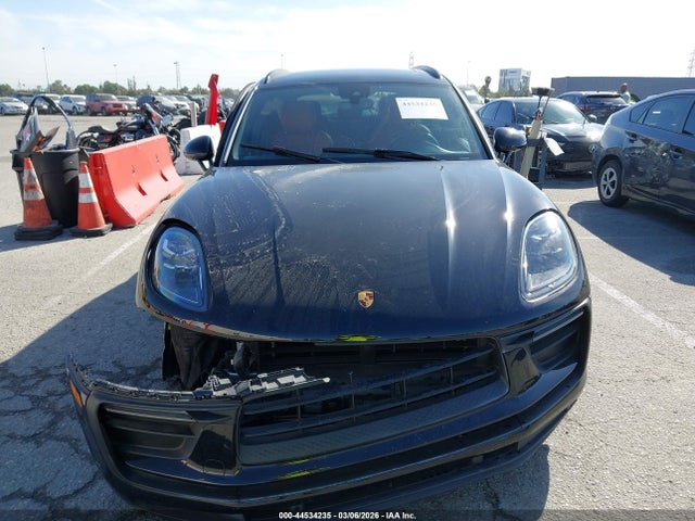 Porsche Macan 2022 WP1AA2A58NLB05025 Image 11