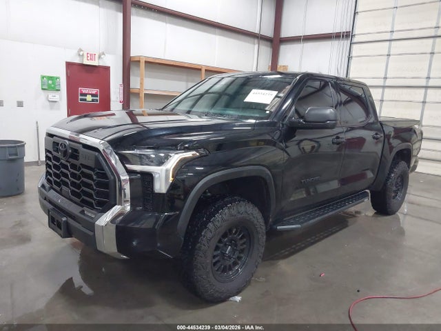 Toyota Tundra Sr5 2025 5TFLA5DB1SX273882 Image 2