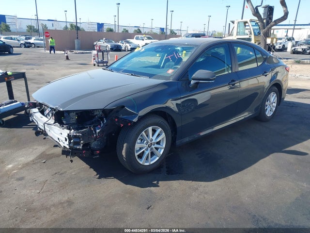 Toyota CAMRY LE 2026 4T1DAACK2TU677805 Image 2