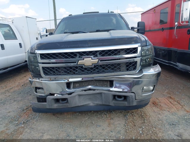 44534297 :رقم المزاد ، 1GC4K1C8XBF238148 vin ، 2011 Chevrolet Silverado 3500hd Ltz مزاد بيع
