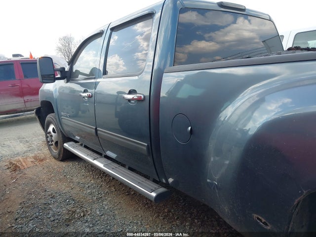 44534297 :رقم المزاد ، 1GC4K1C8XBF238148 vin ، 2011 Chevrolet Silverado 3500hd Ltz مزاد بيع