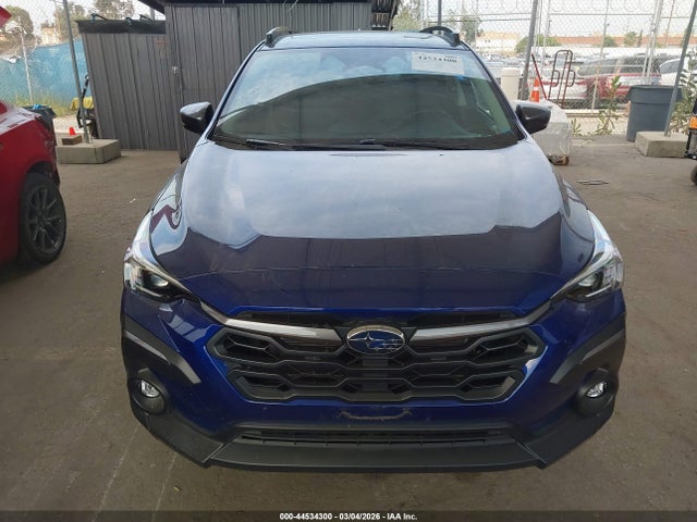 4S4GUHM60R3815564 Subaru Crosstrek Limited