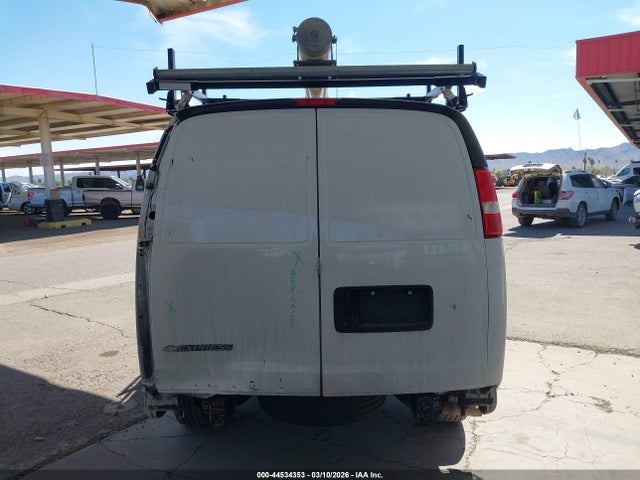 1GCWGAFP2N1222394 Chevrolet Express Cargo Rwd 2500 Regular Wheelbase Wt