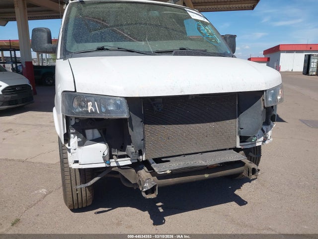 1GCWGAFP2N1222394 Chevrolet Express Cargo Rwd 2500 Regular Wheelbase Wt