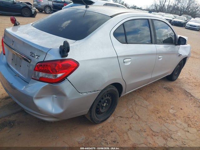 2017 MITSUBISHI MIRAGE G4 ML32F3FJ2HHF12578 Photo 3