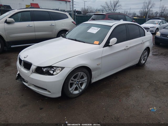 44534379 :رقم المزاد ، WBAVA37588NL50123 vin ، 2008 Bmw 328i مزاد بيع