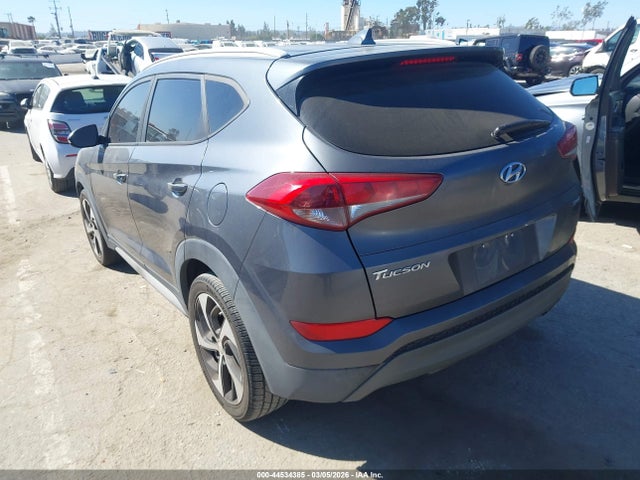KM8J33AL4JU769919 Hyundai Tucson Sport