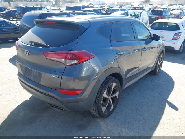 KM8J33AL4JU769919 Hyundai Tucson Sport