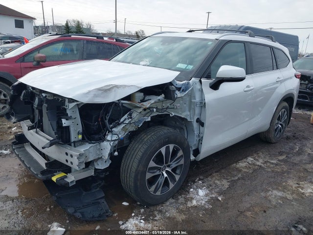 2023 TOYOTA HIGHLANDER 5TDKDRBH6PS044984 Photo 1