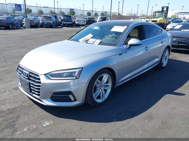 2019 Audi A5 45 Premium მანქანა იყიდება აუქციონზე, vin: WAUANCF5XKA054541, აუქციონის ნომერი: 44534428