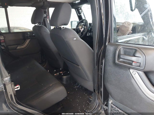 1C4HJWDG3JL888687 Jeep Wrangler Jk Unlimited Sport S 4x4