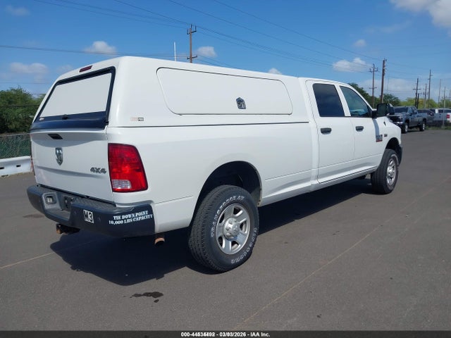 3C63R3GT5HG778491 RAM 3500 Tradesman 4x4 8&#039; Box
