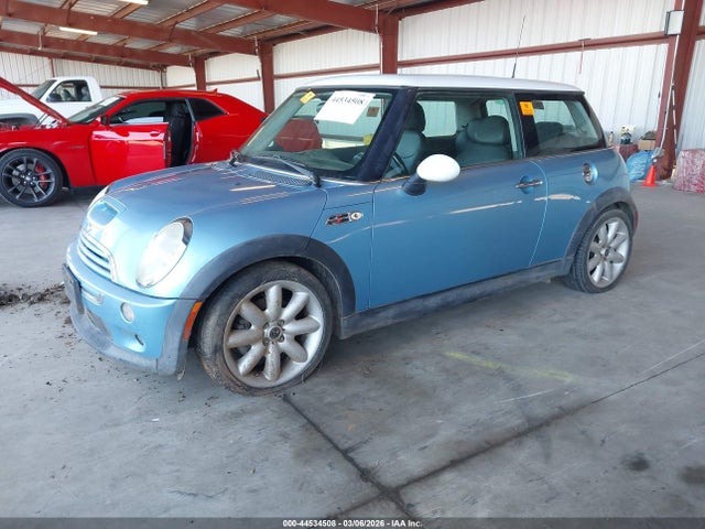 2004 MINI COOPER S WMWRE33454TD82930 Photo 1