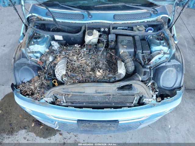 2004 MINI COOPER S WMWRE33454TD82930 Photo 5