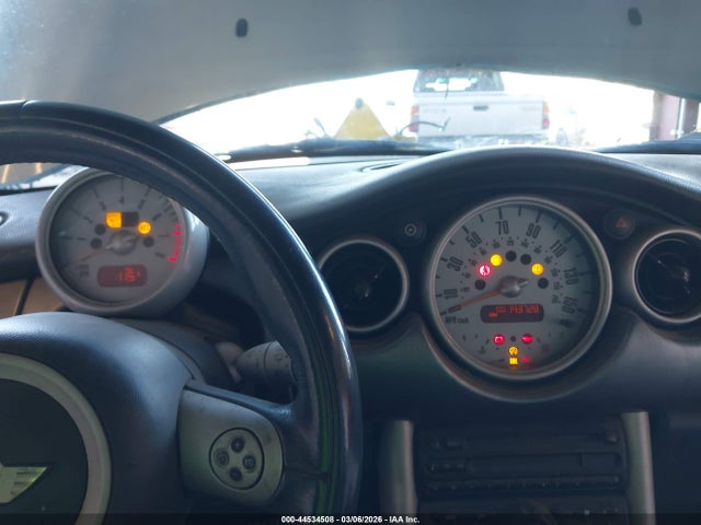 2004 MINI COOPER S WMWRE33454TD82930 Photo 6