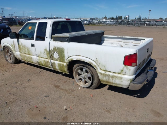 2001 CHEVROLET S-10 1GCCS19W618104256 Photo 2