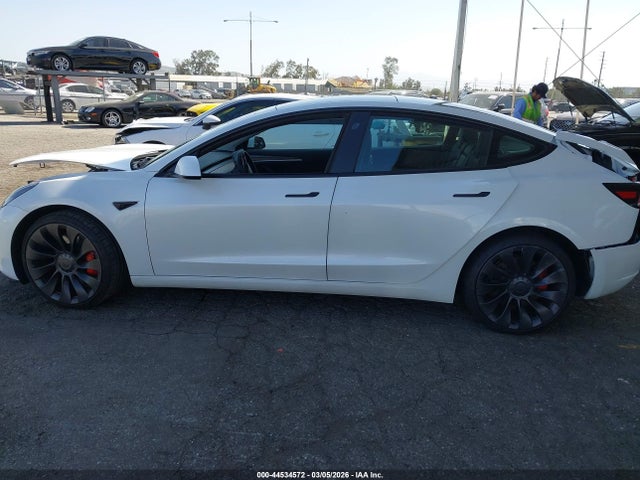 Продаж на аукціоні авто 2023 Tesla Model 3 Performance Dual Motor All-wheel Drive, vin: 5YJ3E1EC5PF413227, номер лоту: 44534572
