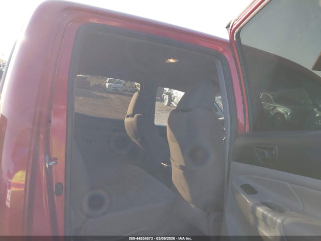 3TMLU4EN0FM178610 Toyota Tacoma Base V6