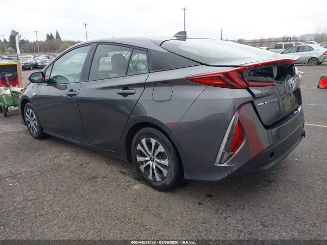 2020 TOYOTA PRIUS PRIME JTDKARFP5L3135377 Photo 2