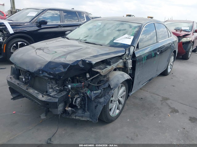 2018 Volkswagen Passat 2.0t Se მანქანა იყიდება აუქციონზე, vin: 1VWBA7A32JC005804, აუქციონის ნომერი: 44534600