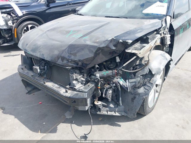 2018 Volkswagen Passat 2.0t Se მანქანა იყიდება აუქციონზე, vin: 1VWBA7A32JC005804, აუქციონის ნომერი: 44534600