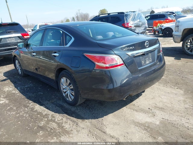 Nissan Altima 2.5 S 2015 1N4AL3AP7FN307756 Image 3