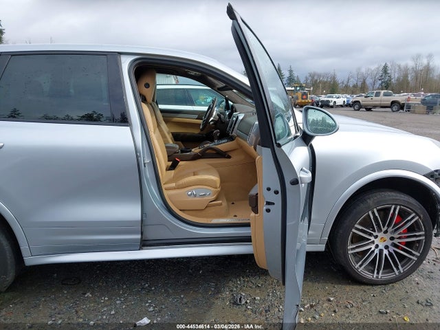 2018 PORSCHE CAYENNE WP1AD2A25JLA80575 Photo 4