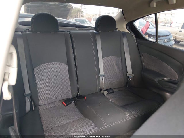 Nissan Versa 1.6 Sl 2016 3N1CN7AP6GL901697 Image 8