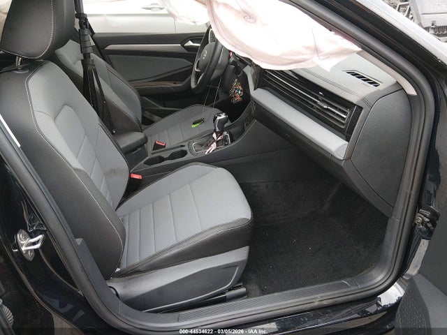 44534622 :رقم المزاد ، 3VW7X7BUXSM069178 vin ، 2025 Volkswagen Jetta 1.5t Se مزاد بيع