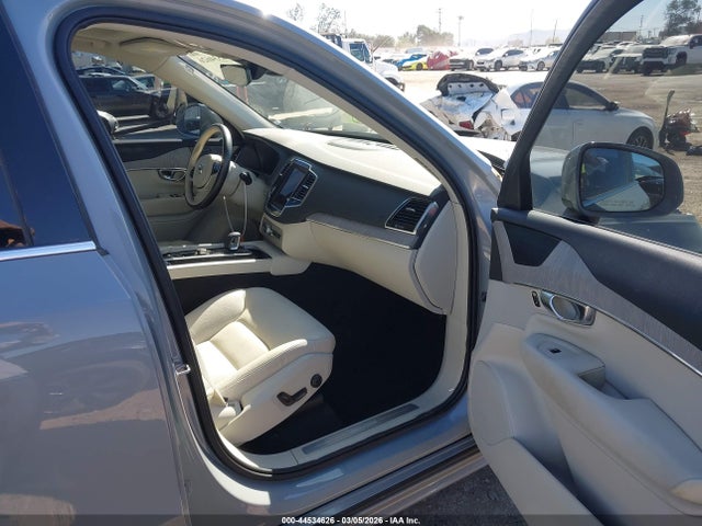 YV4H60CE5R1209117 Volvo Xc90 Recharge Plug-in Hybrid T8 Plus Bright Theme 7-seater