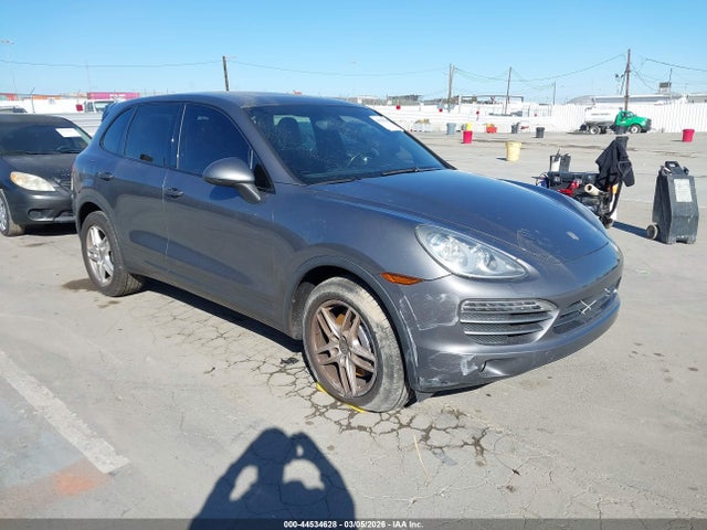 2013 PORSCHE CAYENNE WP1AA2A25DLA09714
