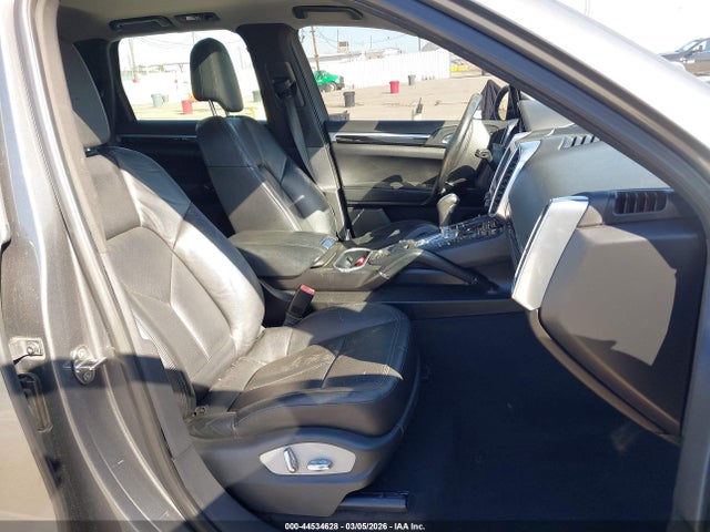 2013 PORSCHE CAYENNE WP1AA2A25DLA09714 Photo 4