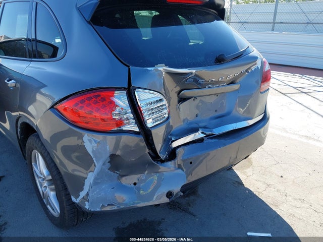 2013 PORSCHE CAYENNE WP1AA2A25DLA09714 Photo 5