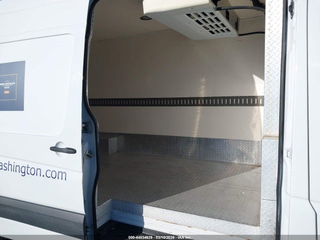 Freightliner Sprinter 2500 High Roof 2015 WDYPE8CC3FP111683 Image 19