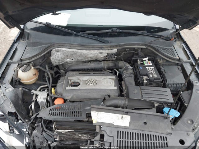2016 VOLKSWAGEN TIGUAN WVGBV7AX9GW577272 Photo 9