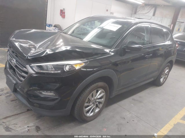 2016 HYUNDAI TUCSON KM8J33A40GU174261 Photo 1