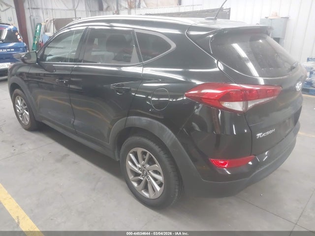 2016 HYUNDAI TUCSON KM8J33A40GU174261 Photo 2