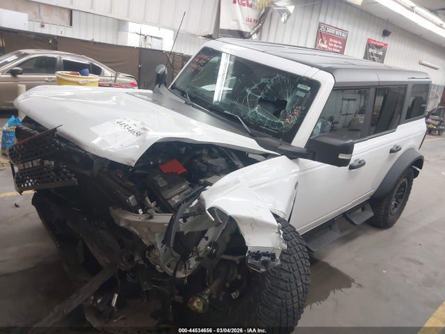 Ford Bronco Wildtrak 2024 1FMEE2BP0RLA46514 Image 2