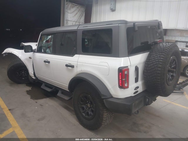 Ford Bronco Wildtrak 2024 1FMEE2BP0RLA46514 Image 3