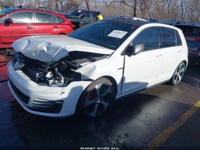2015 VOLKSWAGEN GOLF GTI 3VW5T7AUXFM026339 Photo 1