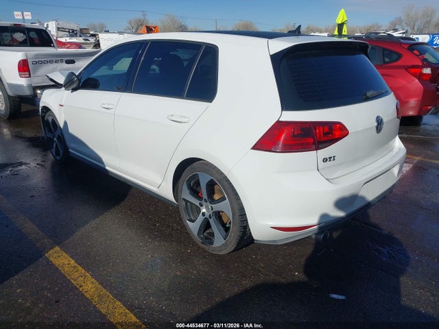 2015 VOLKSWAGEN GOLF GTI 3VW5T7AUXFM026339 Photo 2