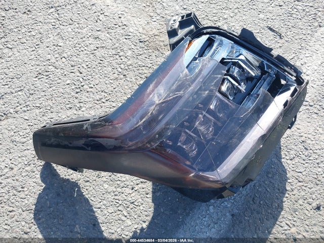 1GYS3GKJ7JR238689 Cadillac Escalade Esv Standard