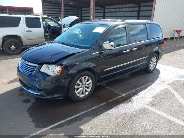 2016 Chrysler Town & Country Limited Platinum მანქანა იყიდება აუქციონზე, vin: 2C4RC1GG9GR132911, აუქციონის ნომერი: 44534691