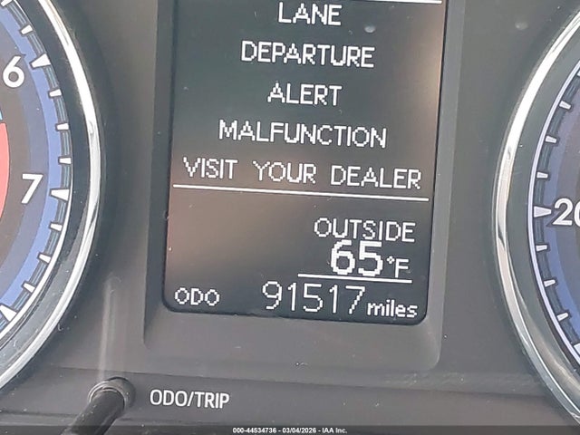 Toyota COROLLA LE 2018 5YFBURHE7JP815952 Image 16