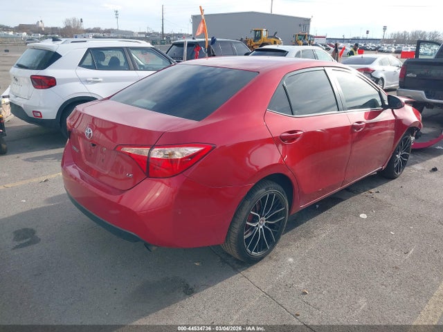 Toyota COROLLA LE 2018 5YFBURHE7JP815952 Image 4