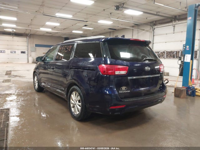 2018 KIA SEDONA KNDMB5C11J6350426 Photo 2