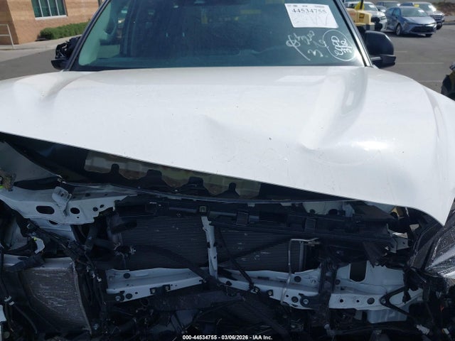 Toyota Tundra Sr5 2024 5TFLA5AB5RX040800 Image 10