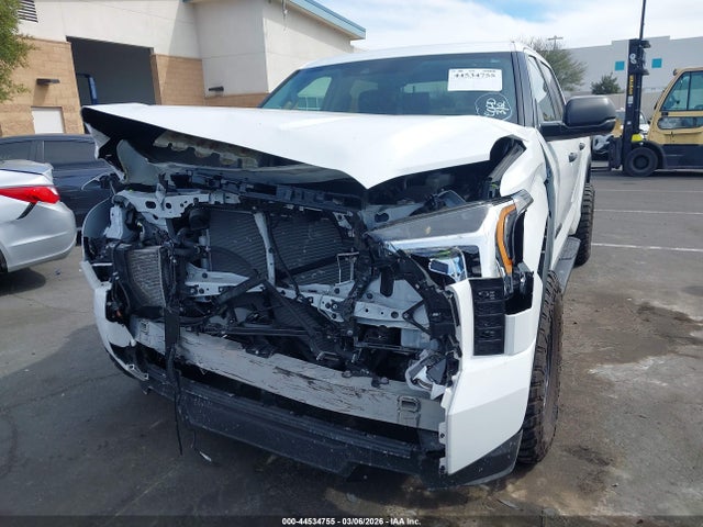 Toyota Tundra Sr5 2024 5TFLA5AB5RX040800 Image 6