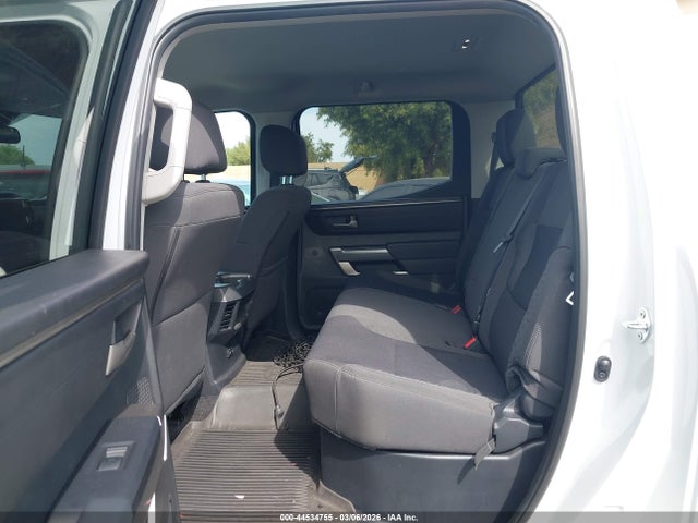 Toyota Tundra Sr5 2024 5TFLA5AB5RX040800 Image 8