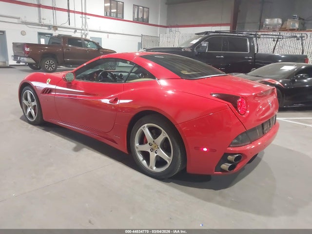 2010 FERRARI CALIFORNIA ZFF65LJA1A0169614 Photo 2